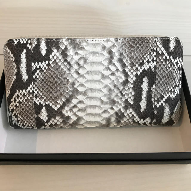 新品パイソン蛇革廻りファスナー長財布 レディースのファッション小物(財布)の商品写真