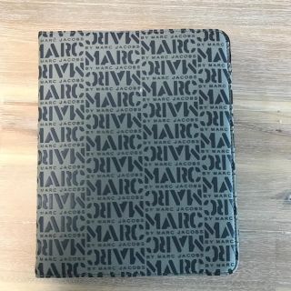 マークバイマークジェイコブス(MARC BY MARC JACOBS)のマークバイマークジェイコブス iPadケース (iPadケース)