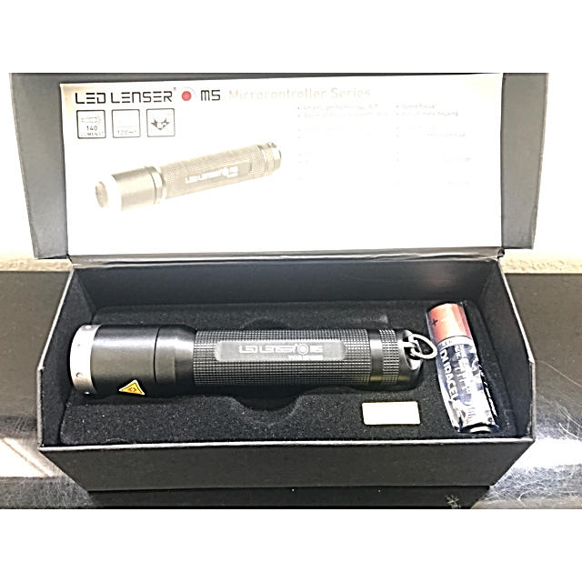 LEDLENSER(レッドレンザー)のLed lenser レッドレンザー M5 スポーツ/アウトドアのアウトドア(ライト/ランタン)の商品写真