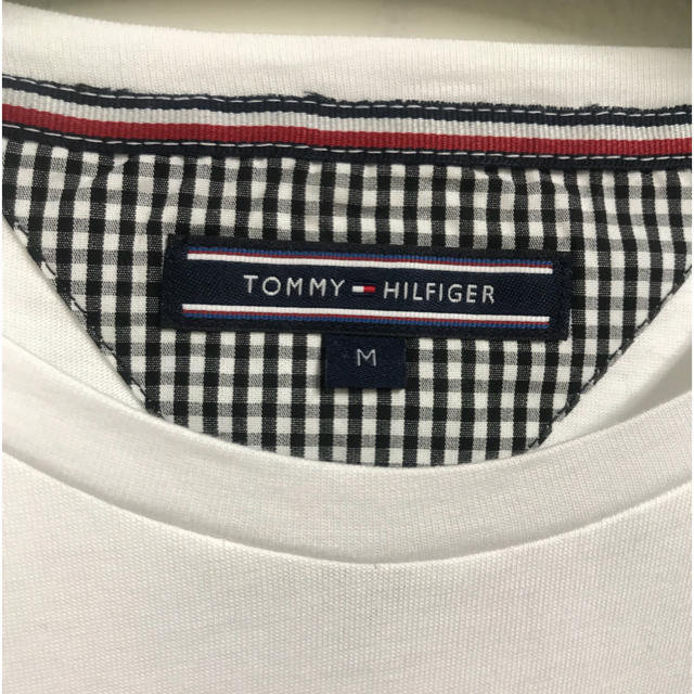 TOMMY HILFIGER(トミーヒルフィガー)の【新品】TOMMY HILFIGER プリントTシャツ(Mサイズ) メンズのトップス(Tシャツ/カットソー(半袖/袖なし))の商品写真