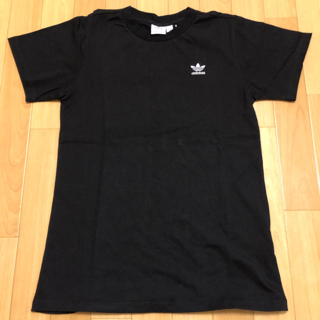 adidas originals tシャツ スカート セットスポーツウェア