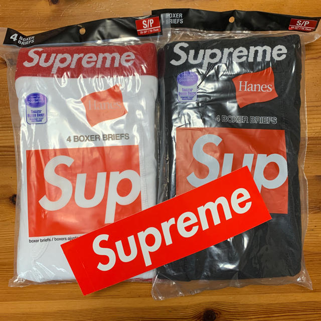 Supreme(シュプリーム)のsupreme Hanes boxer brief 白黒セット S メンズのアンダーウェア(ボクサーパンツ)の商品写真