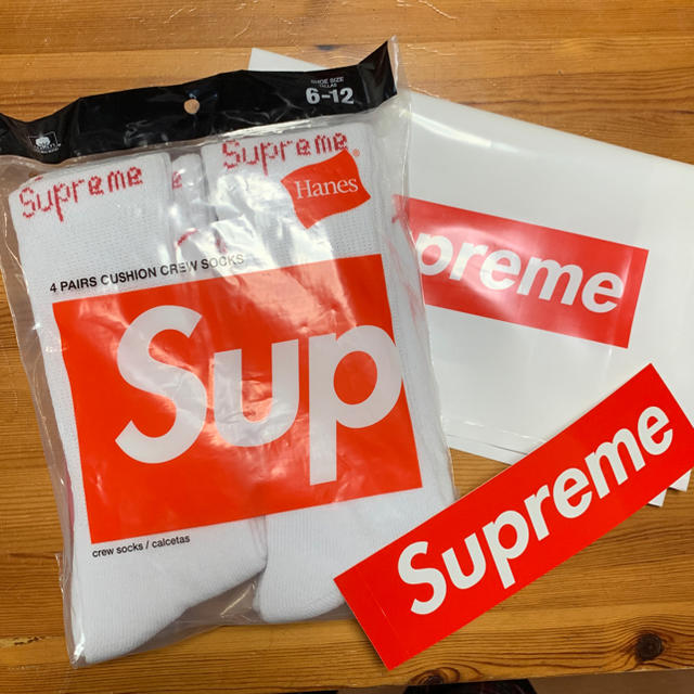 Supreme(シュプリーム)のsupreme Hanes socks 靴下 白 メンズのレッグウェア(ソックス)の商品写真