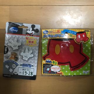 ミッキーマウス(ミッキーマウス)のミッキー❤️ナンバーボルトキャップ、滑り止めマット セット(車外アクセサリ)