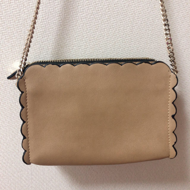 ZARA(ザラ)の【3/15まで出品】ZARA 花柄チェーンバッグ レディースのバッグ(ショルダーバッグ)の商品写真