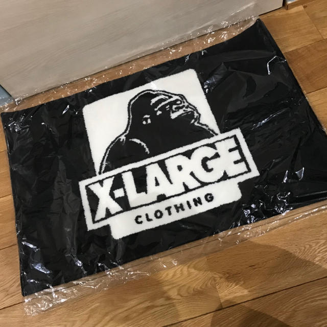 XLARGE(エクストララージ)のX-LERGE ラグマット インテリア/住まい/日用品のラグ/カーペット/マット(ラグ)の商品写真