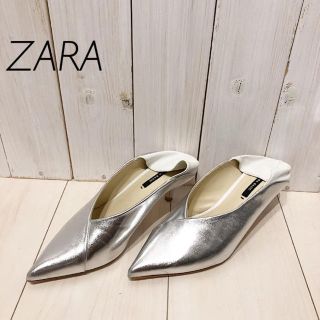 ザラ(ZARA)のZARA basic シルバー バブーシュ パンプス(ハイヒール/パンプス)