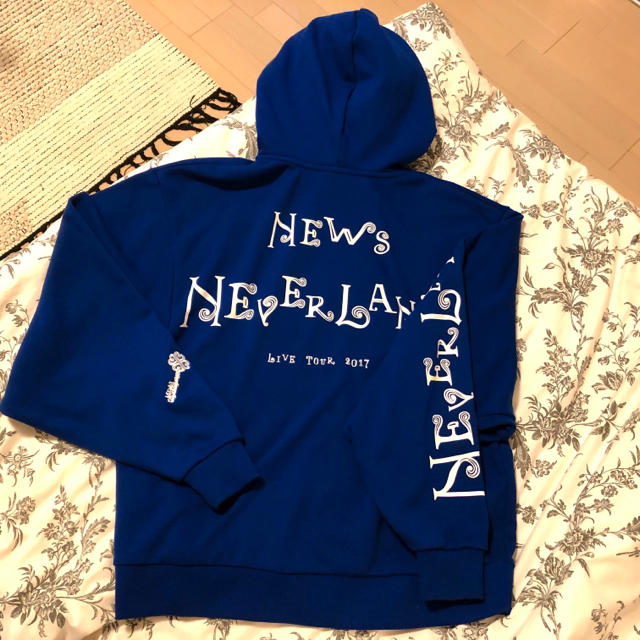 NEWS(ニュース)のNEVERLAND パーカー エンタメ/ホビーのタレントグッズ(アイドルグッズ)の商品写真