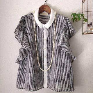 ダブルクローゼット(w closet)の手描き風ストライプ ♡ 袖フリルブラウス(シャツ/ブラウス(半袖/袖なし))