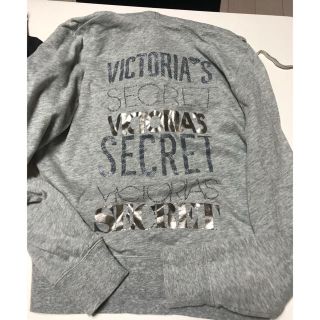 ヴィクトリアズシークレット(Victoria's Secret)のVictoria's secret パーカー(パーカー)