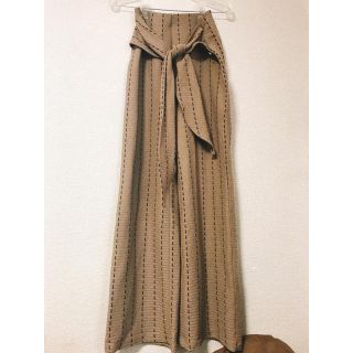 ザラ(ZARA)のウエストリボン刺繍ニットワイドパンツ(カジュアルパンツ)