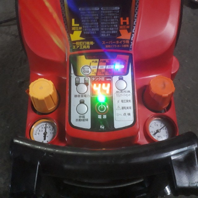 AK-HL 1250E 高圧 常圧 エアーコンプレッサー - 工具/メンテナンス