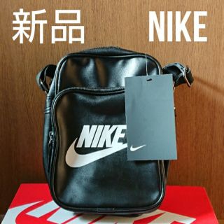 ナイキ(NIKE)の【新品】 ナイキ ショルダーバッグ (ブラック)(ショルダーバッグ)