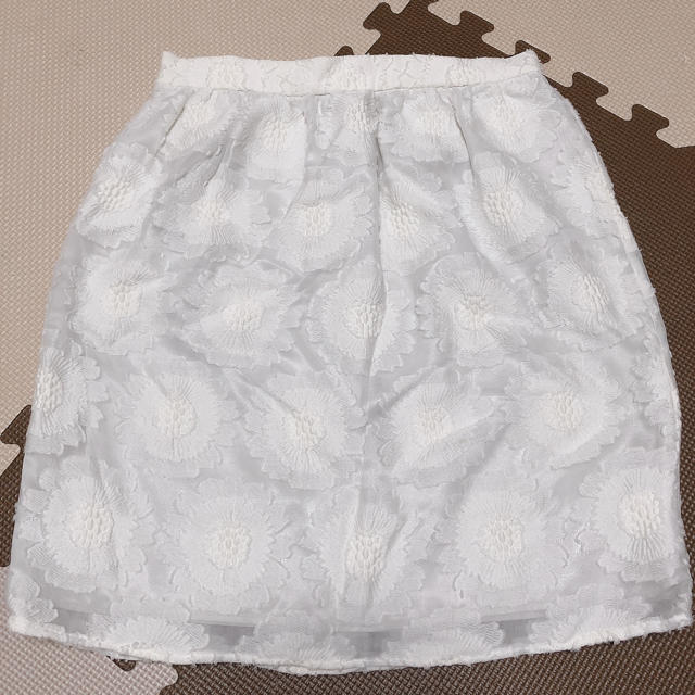 MISCH MASCH(ミッシュマッシュ)のマッシュマッシュ 花柄スカート レディースのスカート(ひざ丈スカート)の商品写真