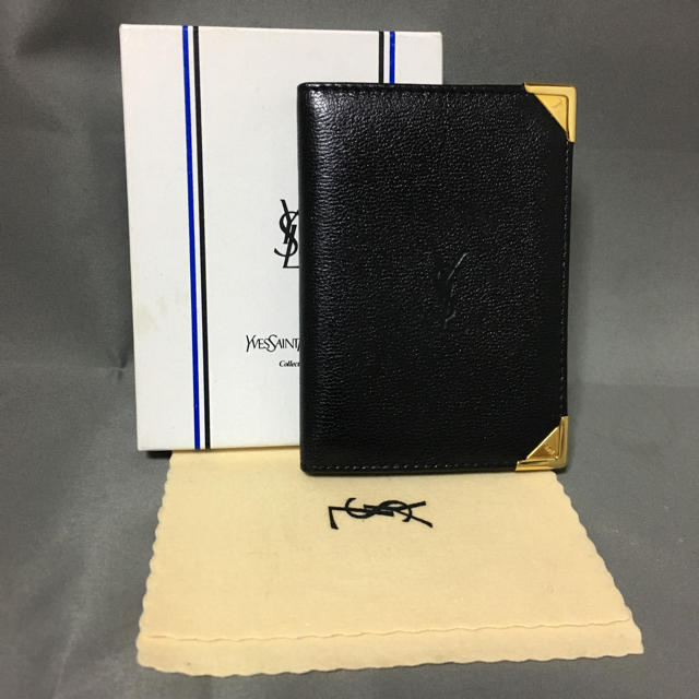 ☆未使用品☆ Yves Saint Laurent イブサンローラン　パスケース