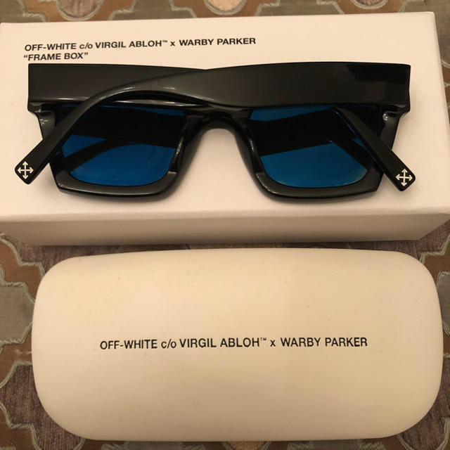 OFF-WHITE(オフホワイト)の希少OFFWHITEサングラス メンズのファッション小物(サングラス/メガネ)の商品写真