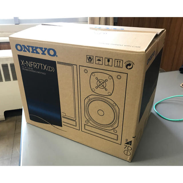 ONKYO(オンキヨー)のONKYO X-NFR7TX(D) スピーカーのみ 新品同様 スマホ/家電/カメラのオーディオ機器(スピーカー)の商品写真