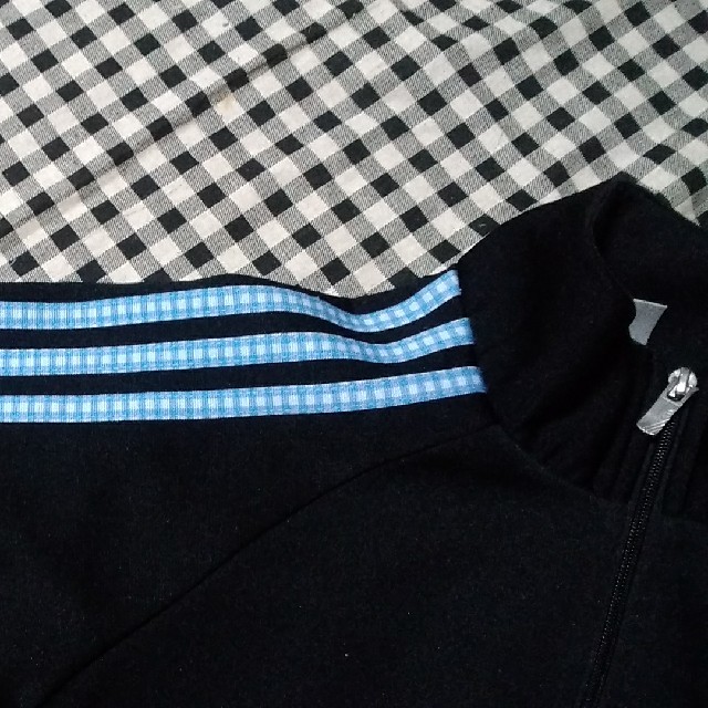 adidas(アディダス)のadidasジャージー120サイズ？　美品 キッズ/ベビー/マタニティのキッズ服女の子用(90cm~)(ジャケット/上着)の商品写真