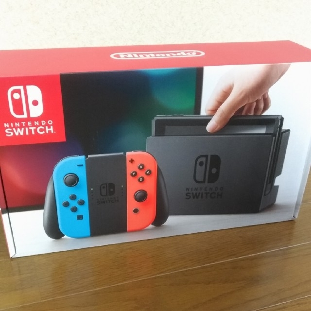 Nintendo Switch(ニンテンドースイッチ)のNintendo Switch ネオンブルー/ネオンレッド　本体　 エンタメ/ホビーのゲームソフト/ゲーム機本体(家庭用ゲーム機本体)の商品写真