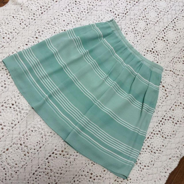 CLEAR IMPRESSION(クリアインプレッション)のクリアインプレッションのボーダースカート レディースのスカート(ひざ丈スカート)の商品写真
