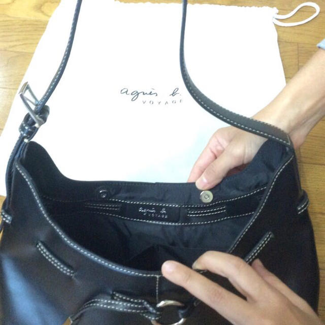 agnes b.(アニエスベー)のアニエスベー♡レザーバック レディースのバッグ(ショルダーバッグ)の商品写真