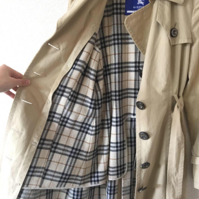 BURBERRY BLUE LABEL(バーバリーブルーレーベル)のバーバリー トレンチコート　最終値下げ レディースのジャケット/アウター(トレンチコート)の商品写真