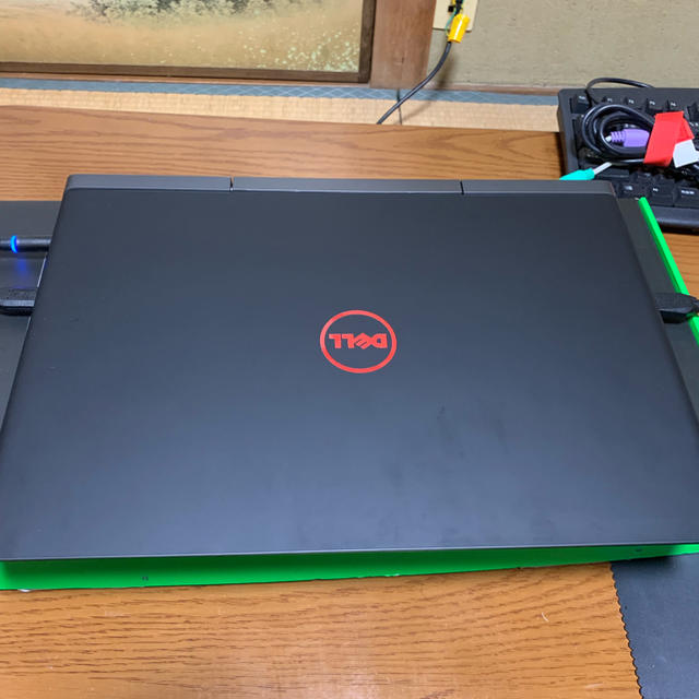 DELL(デル)のDell insprison 7567 black スマホ/家電/カメラのPC/タブレット(ノートPC)の商品写真