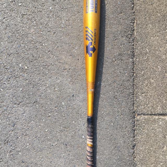 金属バット スポーツ/アウトドアの野球(バット)の商品写真