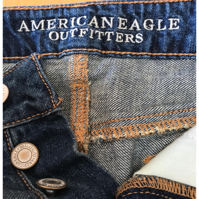 American Eagle(アメリカンイーグル)のデニムパンツ レディースのパンツ(ショートパンツ)の商品写真