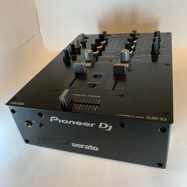 Pioneer(パイオニア)のshun116様専用、美品 Pioneer DJM-S3 オマケ付き パイオニア 楽器のDJ機器(DJミキサー)の商品写真