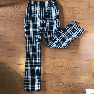 バーバリー(BURBERRY)のプードルさん専用 バーバリー   ストレッチパンツ(カジュアルパンツ)