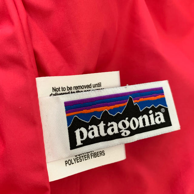 patagonia(パタゴニア)の！値下げ！パタゴニア キルティングジャケット キッズ/ベビー/マタニティのキッズ服女の子用(90cm~)(ジャケット/上着)の商品写真