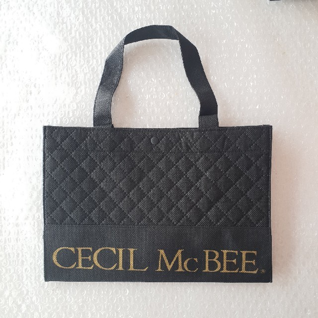 CECIL McBEE(セシルマクビー)のセシルマクビー CECILE MCBEE ショップ袋 サブバッグ ランチバッグ レディースのバッグ(ショップ袋)の商品写真