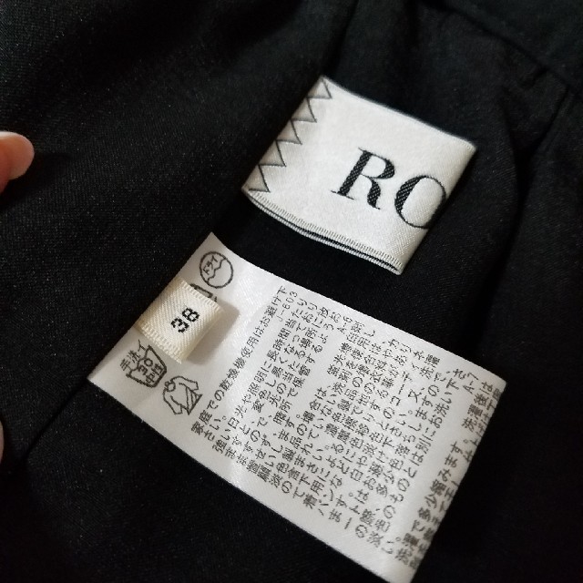 ROPE’(ロペ)のROPE　黒スカーチョ レディースのパンツ(カジュアルパンツ)の商品写真