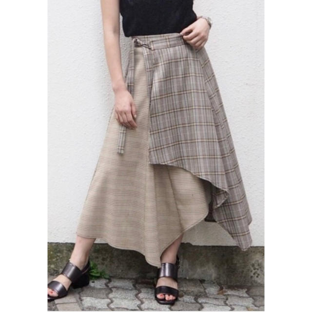 MURUA(ムルーア)のMURUA コンビイレヘムスカート レディースのスカート(ひざ丈スカート)の商品写真