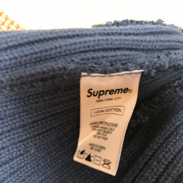 Supreme(シュプリーム)の美品 supreme ビーニー ニット帽 メンズの帽子(ニット帽/ビーニー)の商品写真