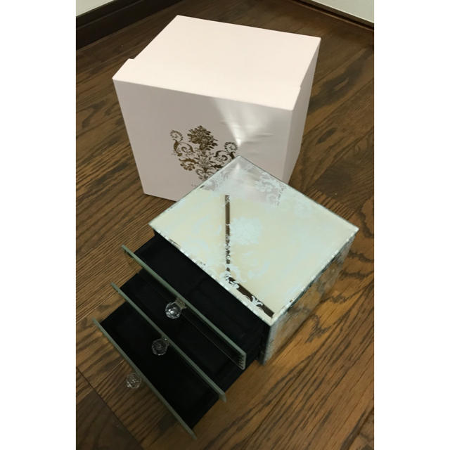 ローラアシュレイ ジュエリーボックス 茶色 M ジョゼッテ ローラアシュレイ ジュエリーボックス 茶色 M ジョゼッテ