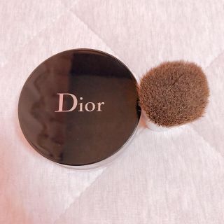 クリスチャンディオール(Christian Dior)のDior ディオールスキン  フォーエヴァーコントロール ルース パウダー001(フェイスパウダー)