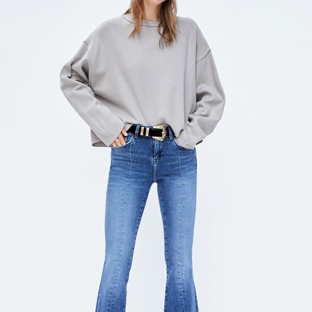 ZARA(ザラ)のZARA ソフトタッチ生地スウェットシャツ レディースのトップス(トレーナー/スウェット)の商品写真