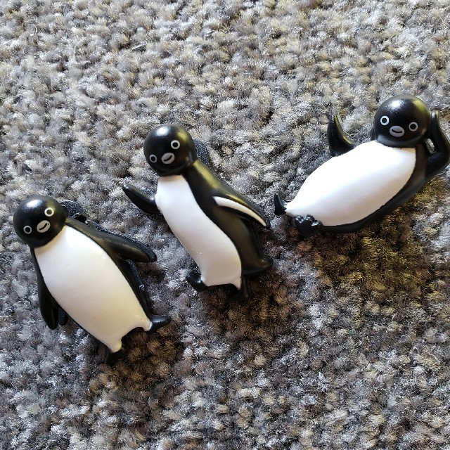 JR(ジェイアール)のSuica　ペンギン　マグネット　クリップ　3つセット エンタメ/ホビーのおもちゃ/ぬいぐるみ(キャラクターグッズ)の商品写真