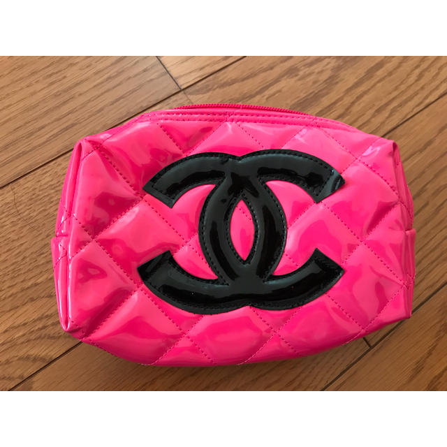 CHANEL シャネル ポーチ ピンク ショッキングピンク | フリマアプリ ラクマ