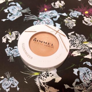 リンメル(RIMMEL)のリンメル イルミナイザー 001(フェイスカラー)