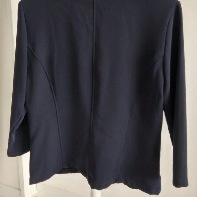 紺色オーバーブラウス未使用品 レディースのトップス(シャツ/ブラウス(長袖/七分))の商品写真