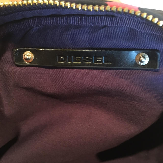 DIESEL(ディーゼル)のDIESEL ディーゼル  ポーチ レディースのファッション小物(ポーチ)の商品写真