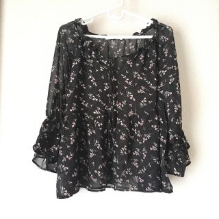 ダブルクローゼット(w closet)の花柄シフォンシャツ(シャツ/ブラウス(長袖/七分))