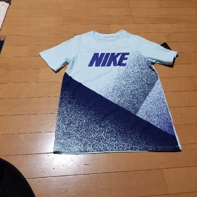 NIKE(ナイキ)のアンダーアーマー★ナイキ★Tシャツ★ドライTシャツ　160㎝セット キッズ/ベビー/マタニティのキッズ服男の子用(90cm~)(Tシャツ/カットソー)の商品写真