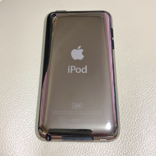 iPod touch(アイポッドタッチ)のiPod touchアイポッドタッチ第4世代 32GB スマホ/家電/カメラのオーディオ機器(ポータブルプレーヤー)の商品写真