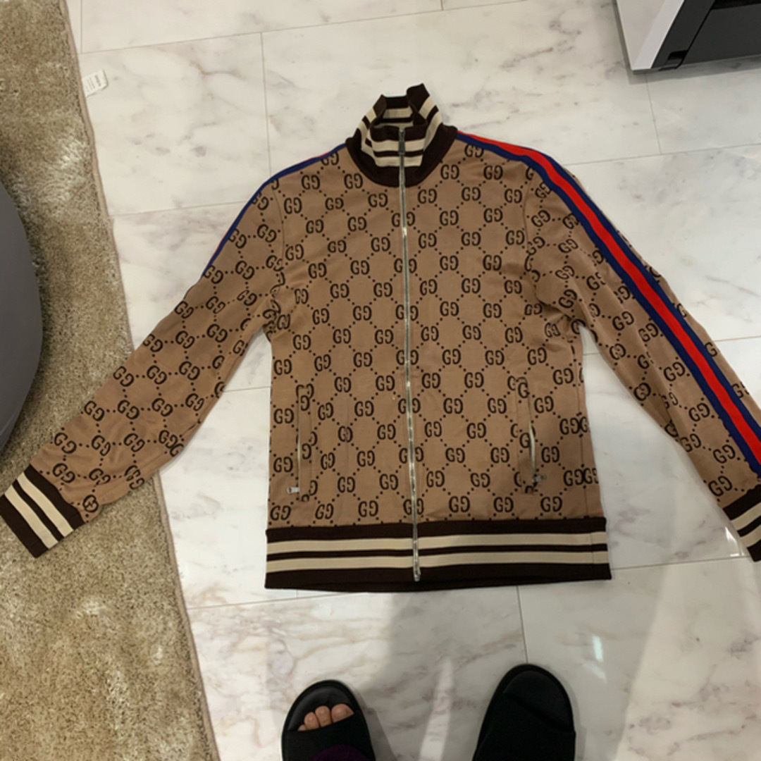 GUCCI - GUCCI 本物 ジャージ の通販 by GO shop|グッチならラクマ GUCCI - GUCCI 本物 ジャージ の通販 by GO shop|グッチならラクマ