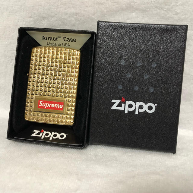 Supreme(シュプリーム)のSupreme ZIPPO 新品未使用 メンズのファッション小物(タバコグッズ)の商品写真