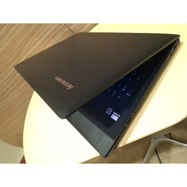 Lenovo(レノボ)の3時間ロングバッテリー搭載！シックなブラックが綺麗なLenovo B590 スマホ/家電/カメラのPC/タブレット(ノートPC)の商品写真